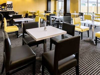 Express By Ihg Hotel